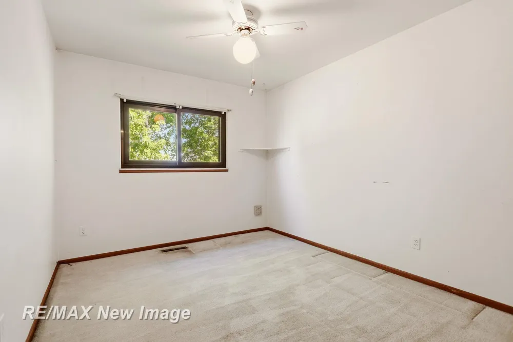 577 S Lincoln Road Portsmouth Charter Township, MI 48708