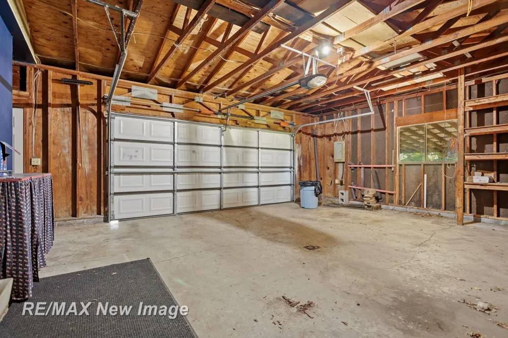 577 S Lincoln Road Portsmouth Charter Township, MI 48708