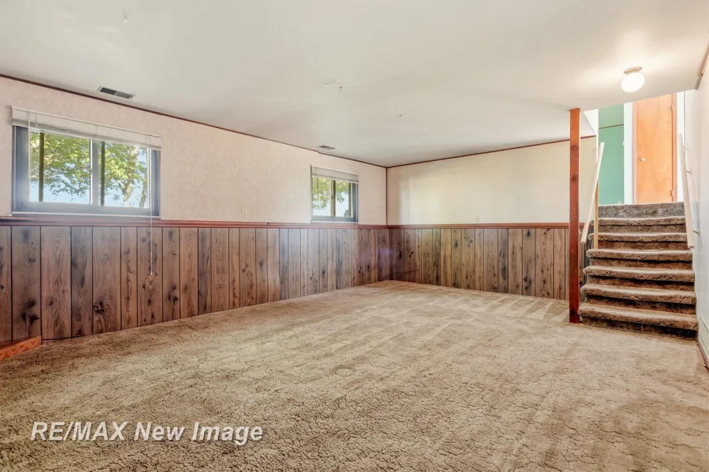 577 S Lincoln Road Portsmouth Charter Township, MI 48708