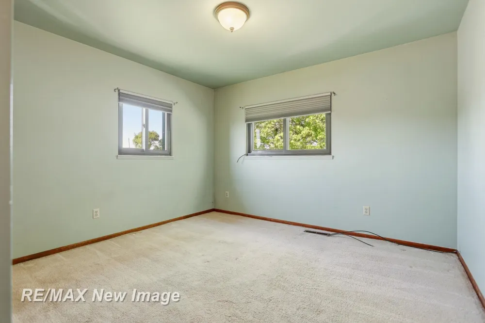 577 S Lincoln Road Portsmouth Charter Township, MI 48708