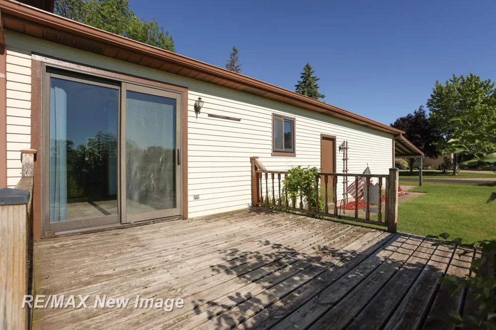 577 S Lincoln Road Portsmouth Charter Township, MI 48708
