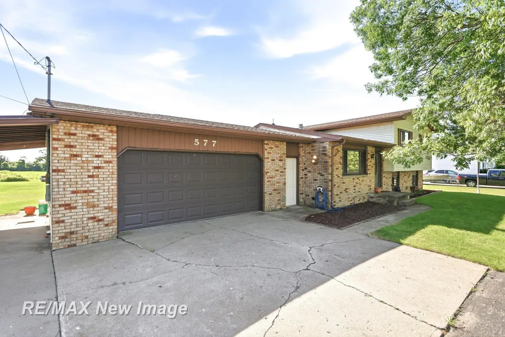 577 S Lincoln Road Portsmouth Charter Township, MI 48708