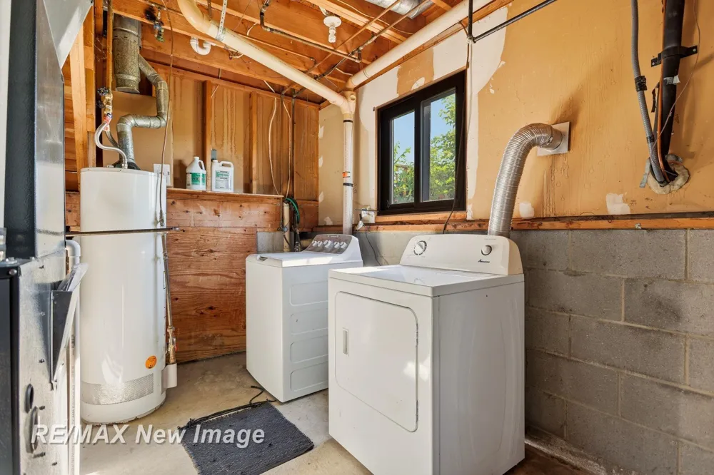 577 S Lincoln Road Portsmouth Charter Township, MI 48708
