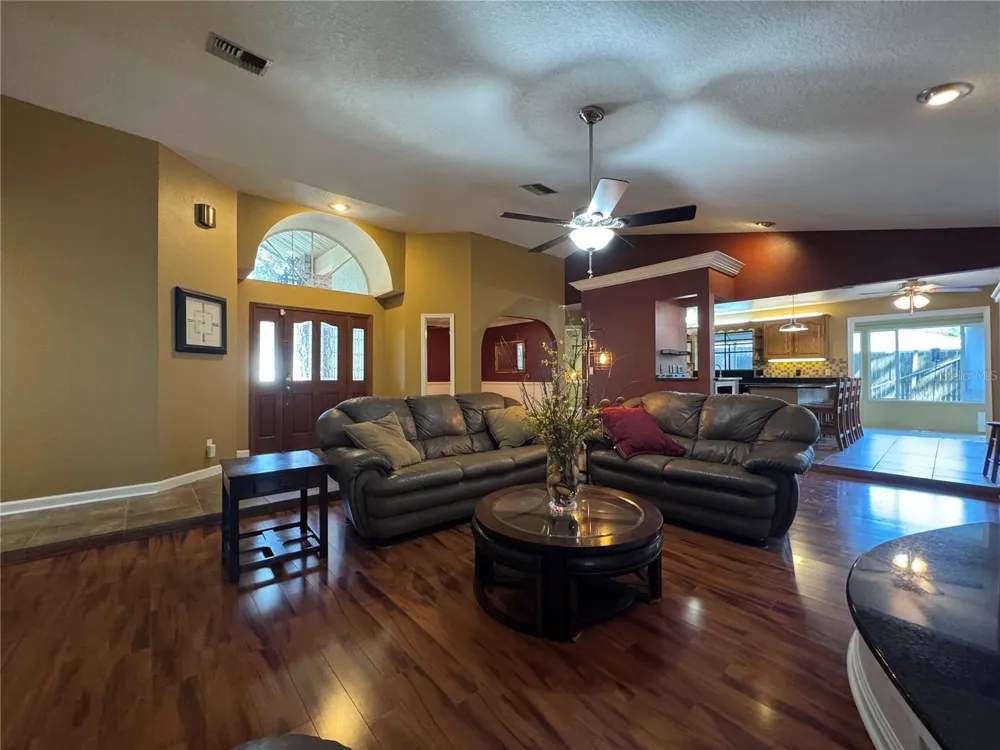 915 HEATHERBROOK DRIVE Auburndale, FL 33823