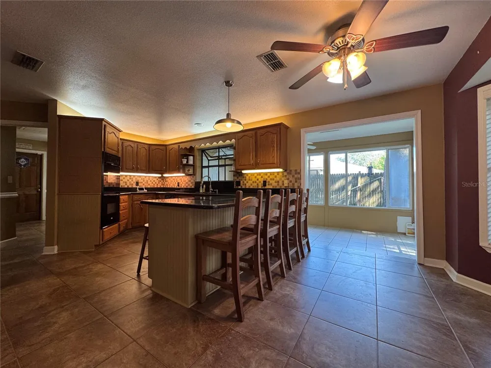 915 HEATHERBROOK DRIVE Auburndale, FL 33823
