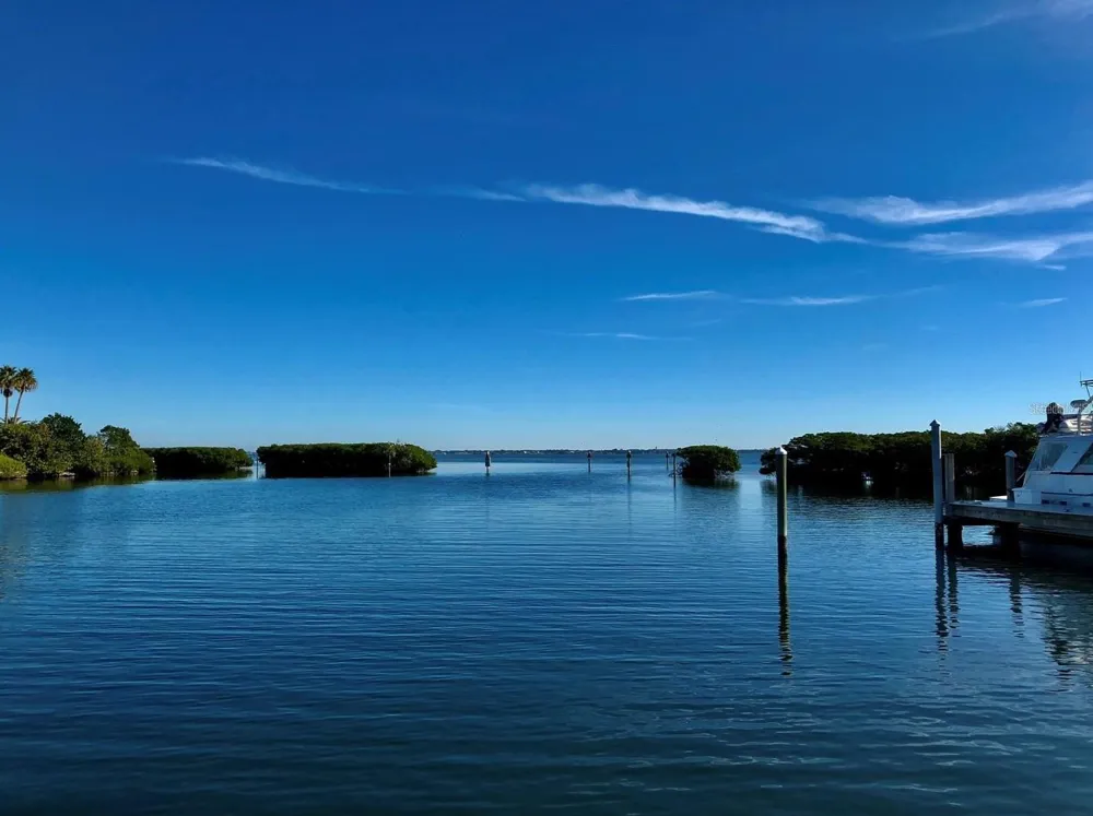 2600 HARBOURSIDE DRIVE #R-13 Longboat Key, FL 34228
