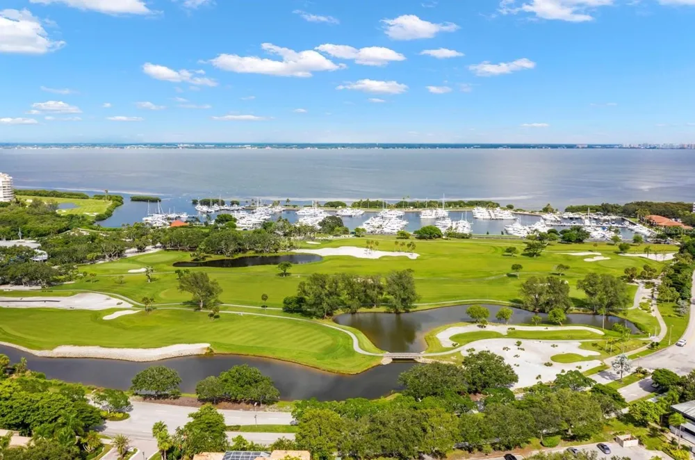 2600 HARBOURSIDE DRIVE #R-13 Longboat Key, FL 34228