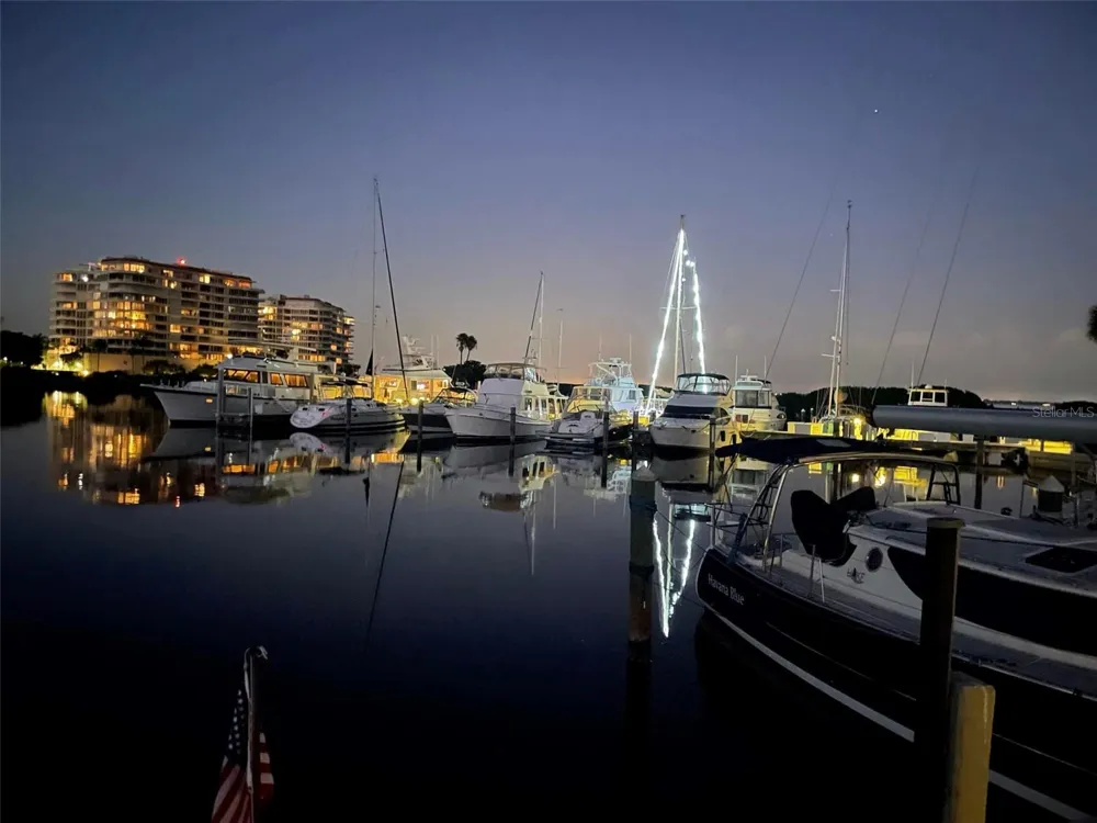 2600 HARBOURSIDE DRIVE #R-13 Longboat Key, FL 34228