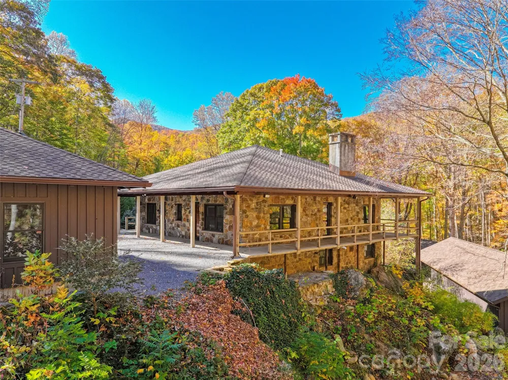 191 Fork Road Burnsville, NC 28714