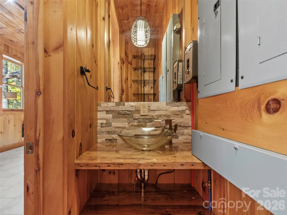 191 Fork Road Burnsville, NC 28714