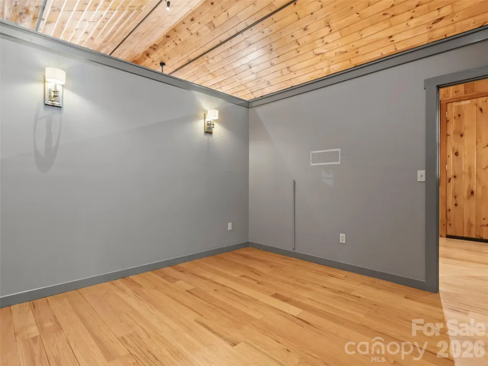 191 Fork Road Burnsville, NC 28714
