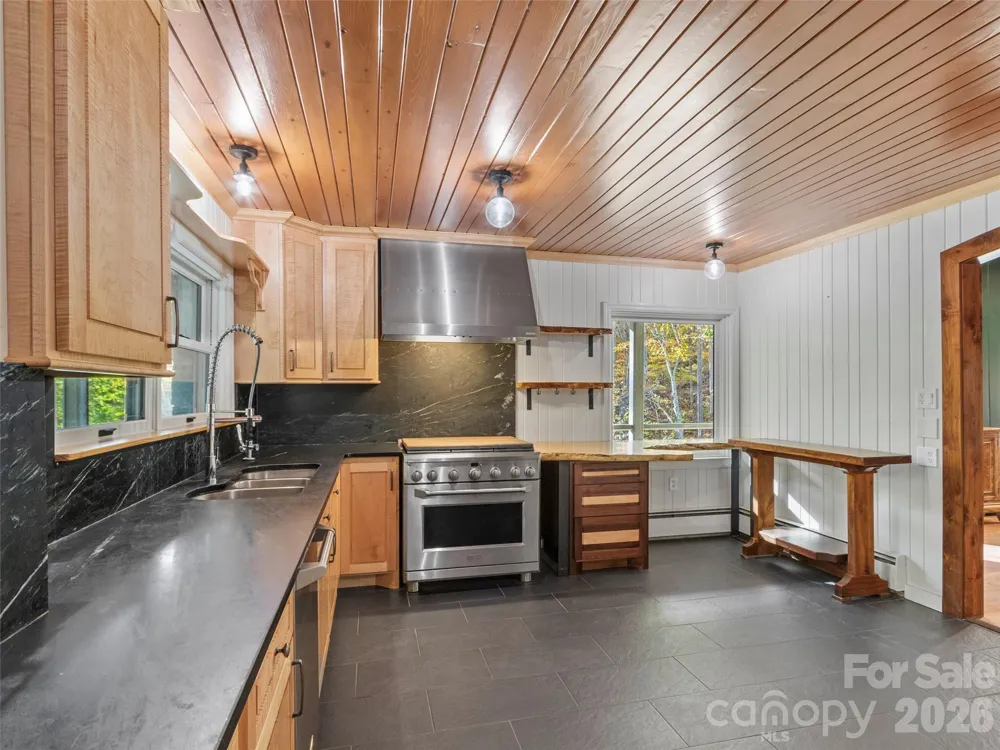 191 Fork Road Burnsville, NC 28714