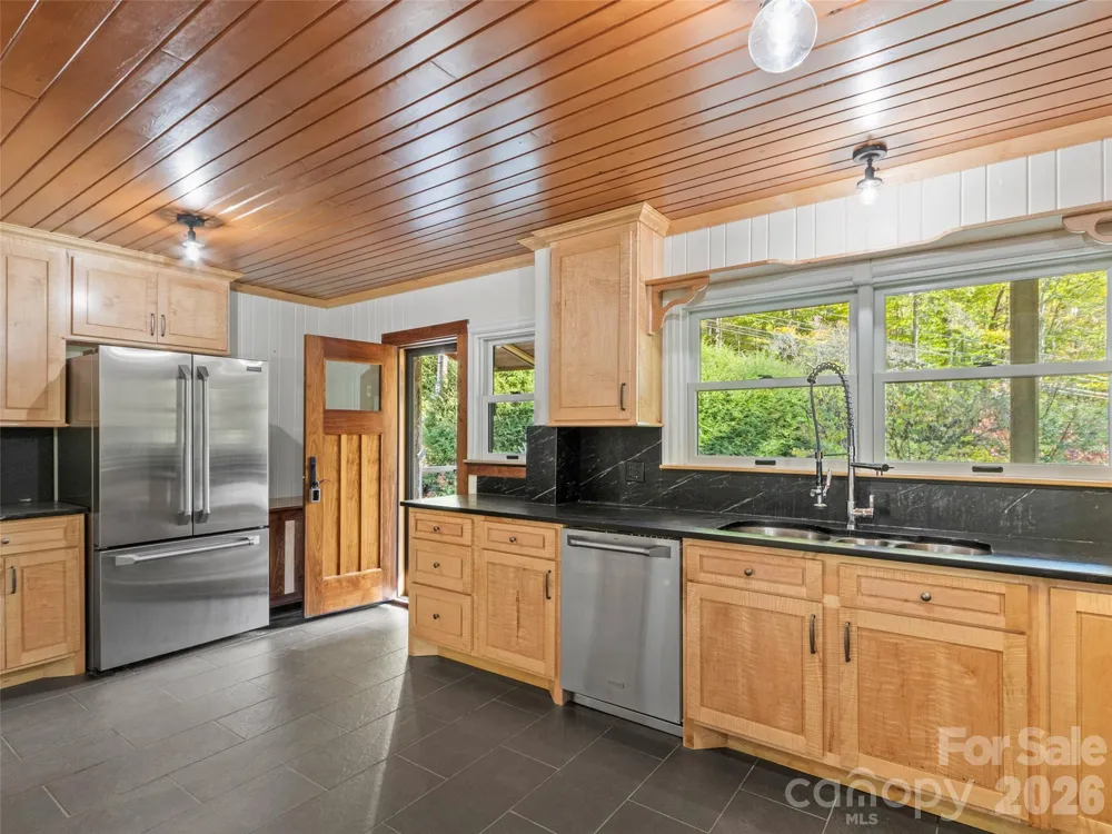 191 Fork Road Burnsville, NC 28714