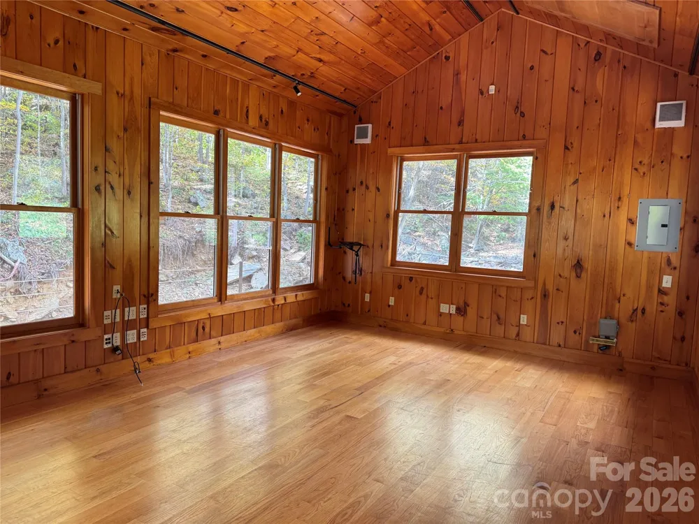 191 Fork Road Burnsville, NC 28714