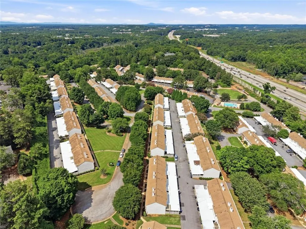 236 Mill Creek Place Roswell, GA 30076