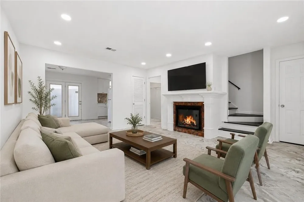 236 Mill Creek Place Roswell, GA 30076