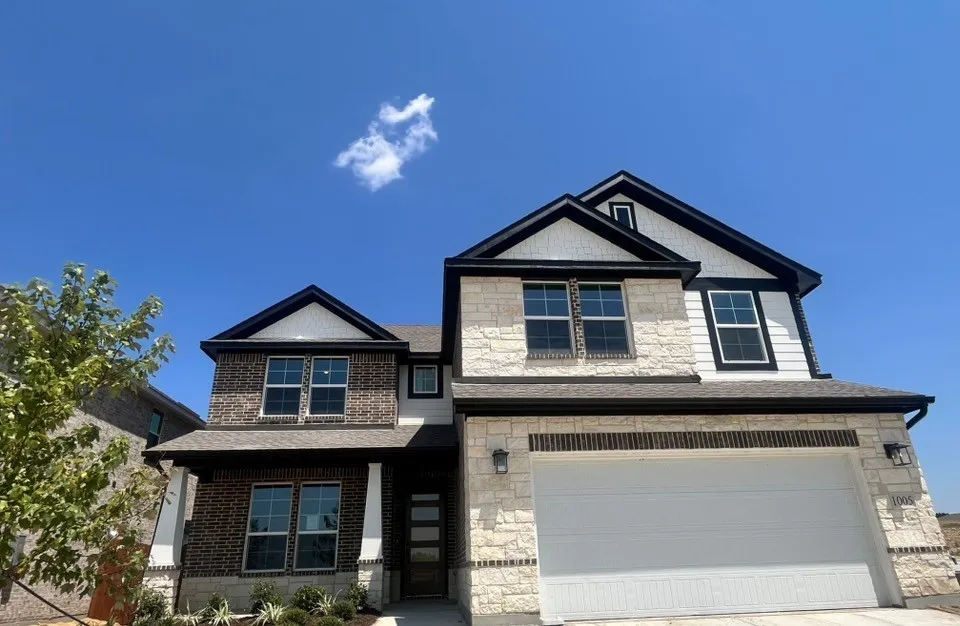 1005 Pecan Tree Lane Fort Worth, TX 76108