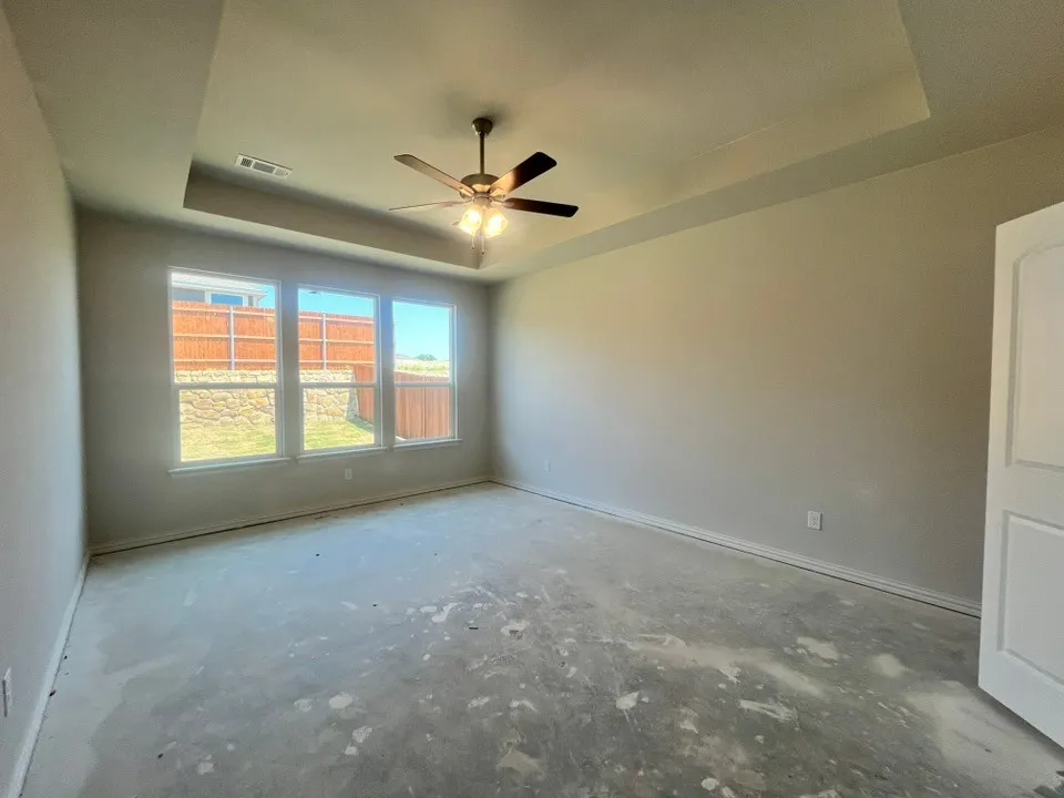 1005 Pecan Tree Lane Fort Worth, TX 76108