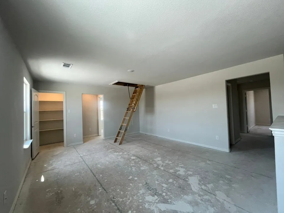 1005 Pecan Tree Lane Fort Worth, TX 76108