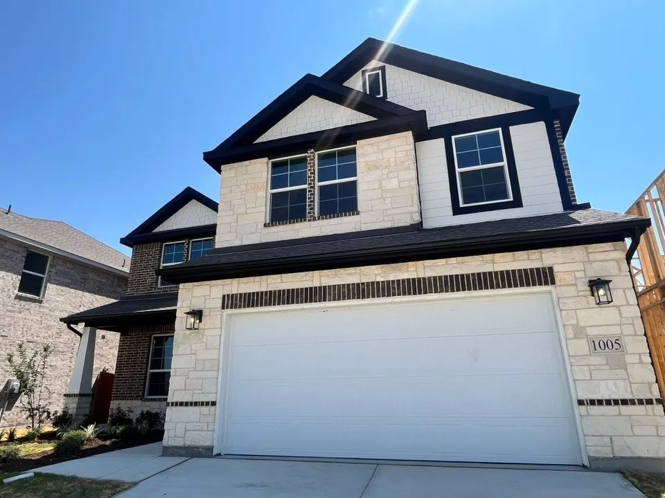 1005 Pecan Tree Lane Fort Worth, TX 76108