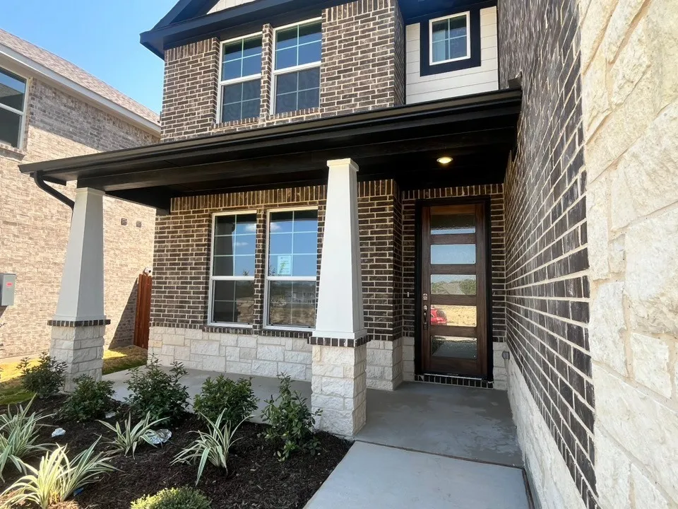 1005 Pecan Tree Lane Fort Worth, TX 76108