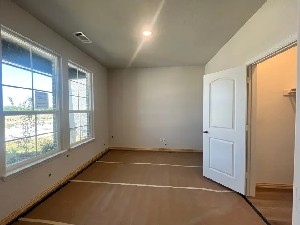 1005 Pecan Tree Lane Fort Worth, TX 76108