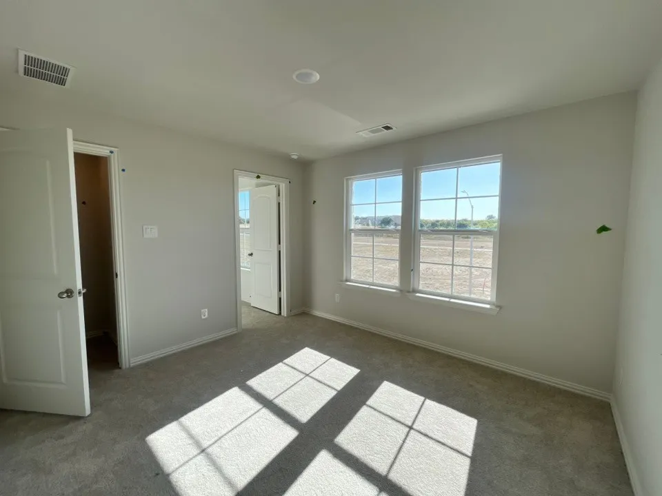 1005 Pecan Tree Lane Fort Worth, TX 76108