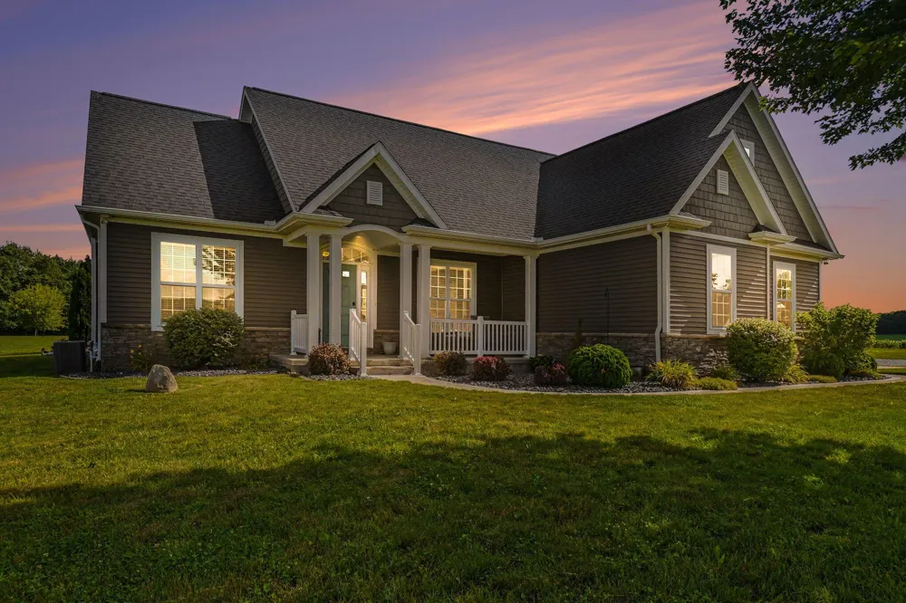 3181 Chamberlain Road Buchanan, MI 49107