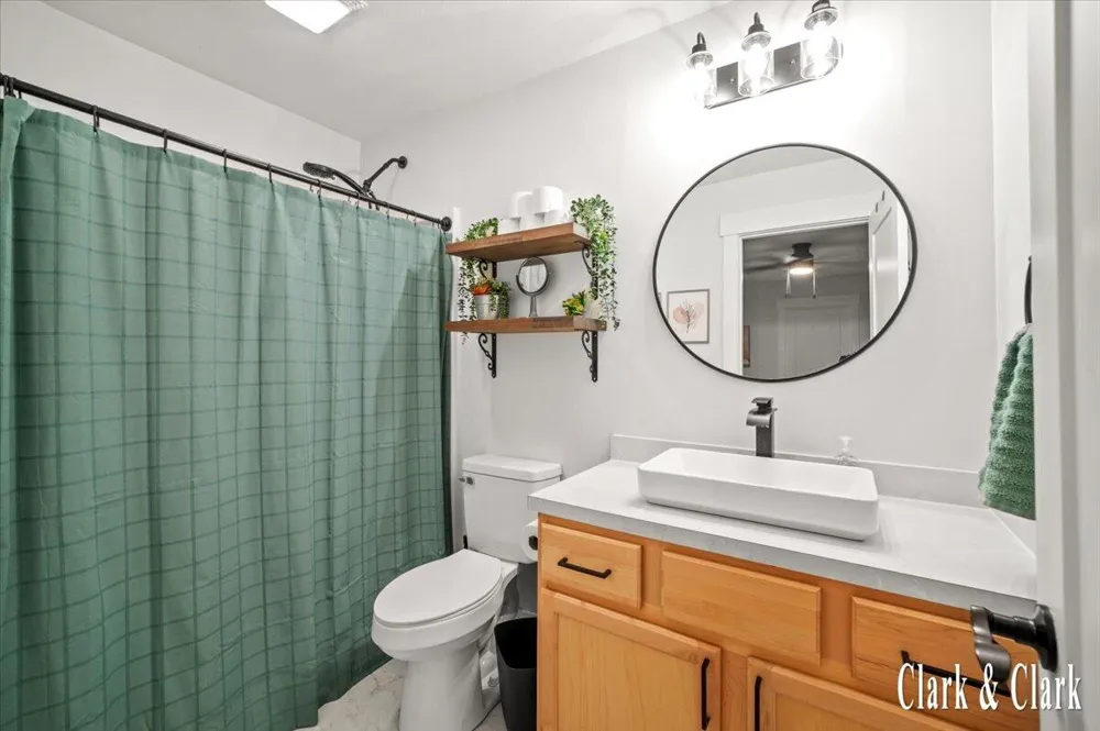 214 Lincoln Street Howard City, MI 49329