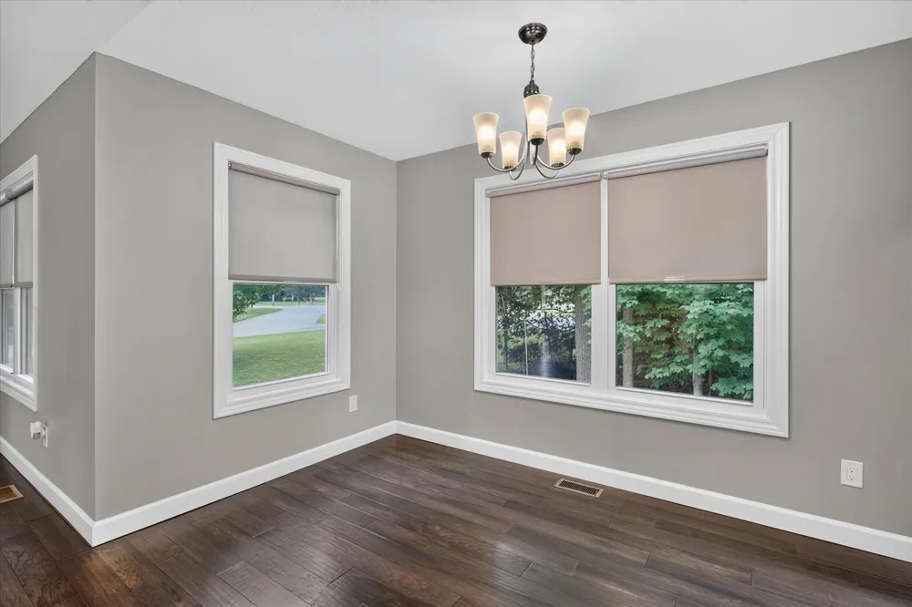 69914 Roy Drive Edwardsburg, MI 49112