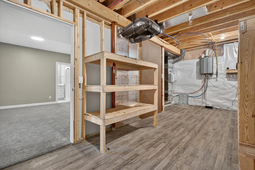 69914 Roy Drive Edwardsburg, MI 49112