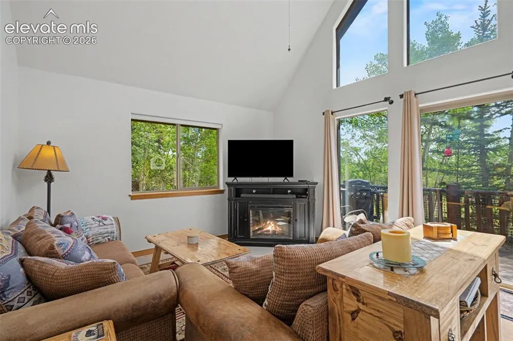 541 Warpath Road Jefferson, CO 80456