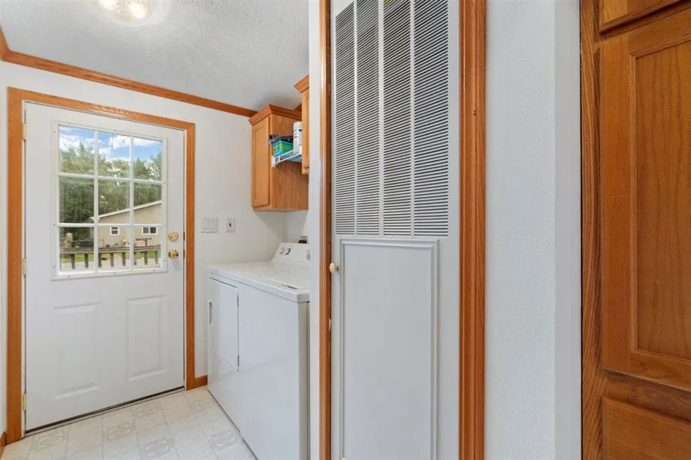 602 Winona Avenue Ironton, MN 56455