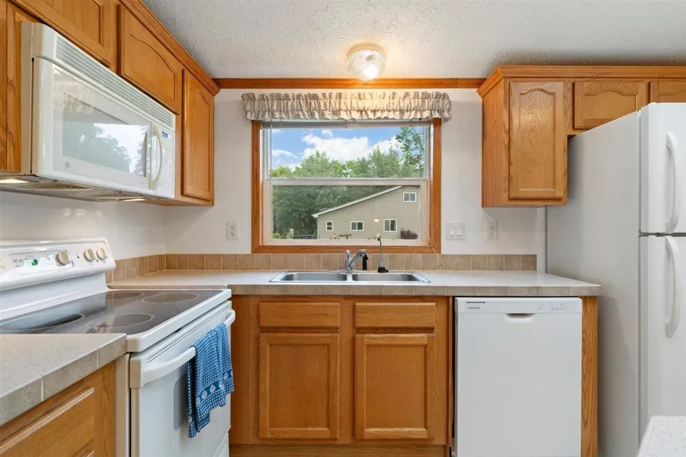602 Winona Avenue Ironton, MN 56455