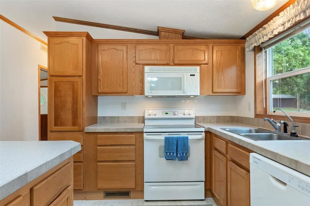 602 Winona Avenue Ironton, MN 56455