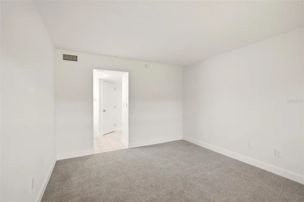 22333 EDGEWATER DRIVE #C2 Punta Gorda, FL 33980