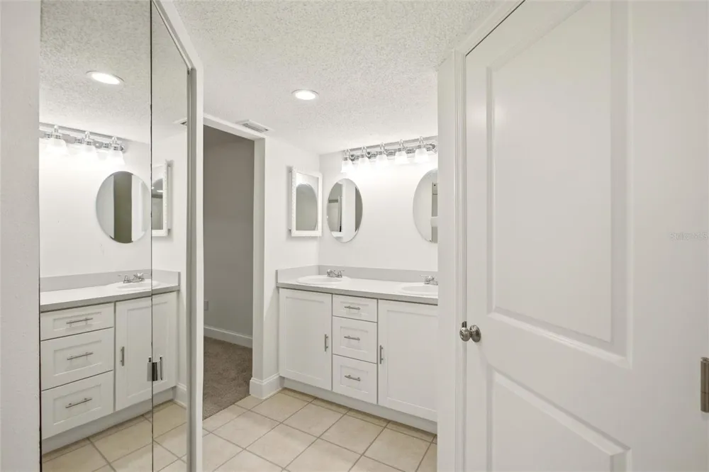 22333 EDGEWATER DRIVE #C2 Punta Gorda, FL 33980