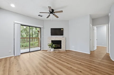 1013 Chestnut Street #B1