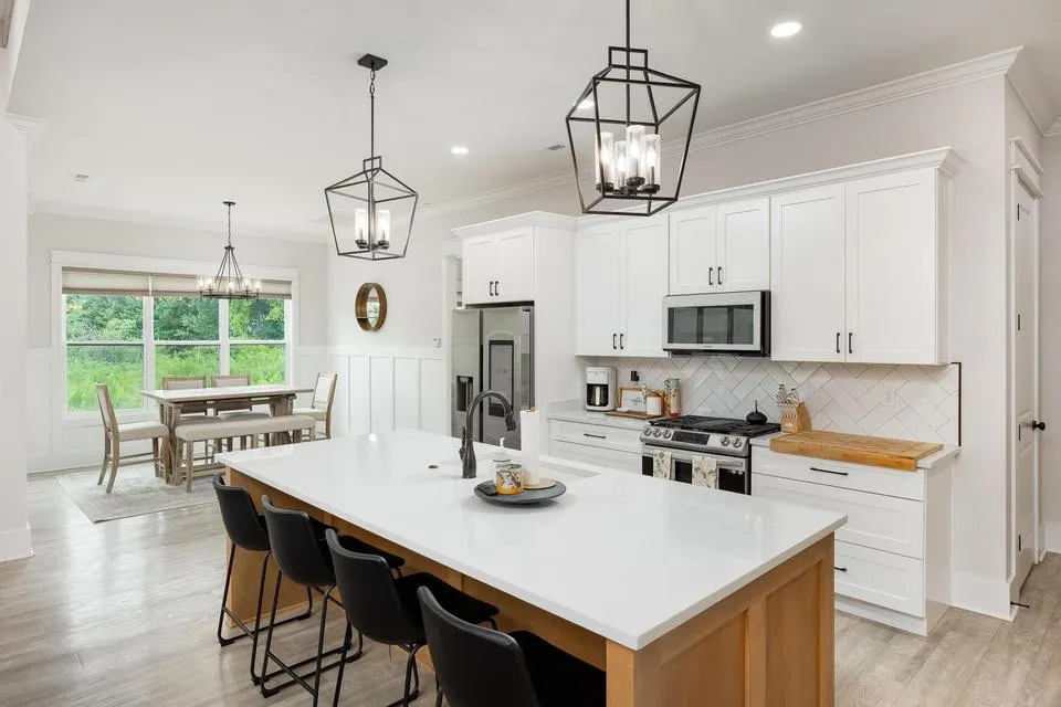8189 Snowdrop Way Ooltewah, TN 37363
