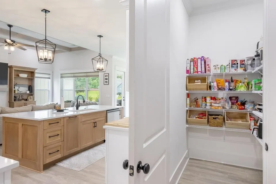 8189 Snowdrop Way Ooltewah, TN 37363