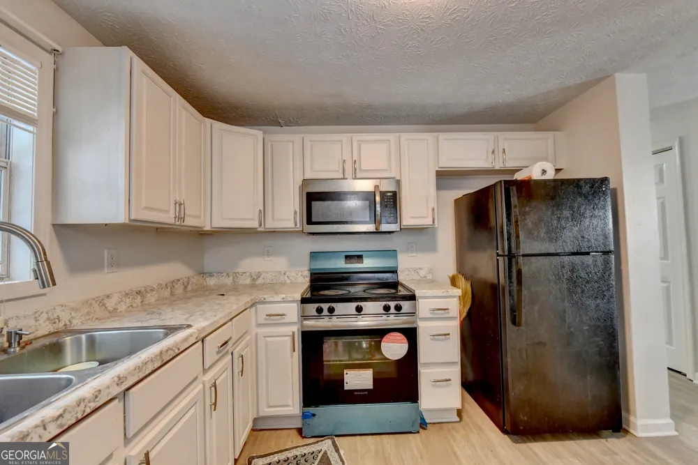 4286 Village Square LN Stone Mountain, GA 30083