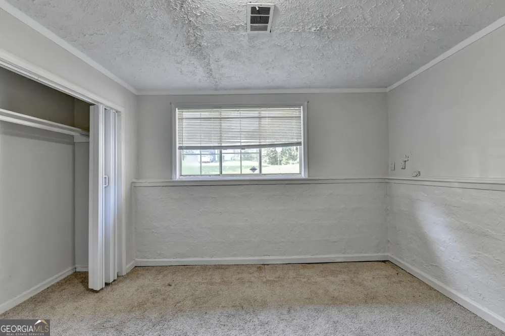 4286 Village Square LN Stone Mountain, GA 30083