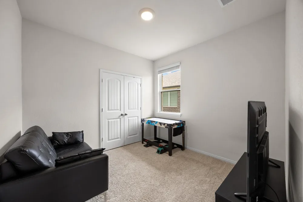 713 Iron Bridge Road Georgetown, TX 78626
