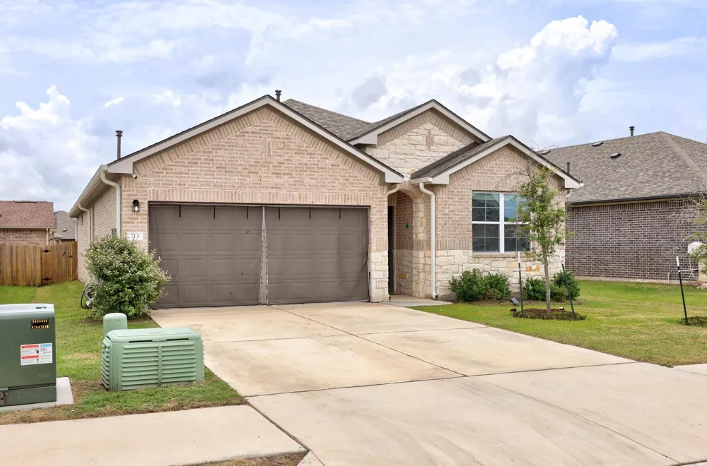 713 Iron Bridge Road Georgetown, TX 78626