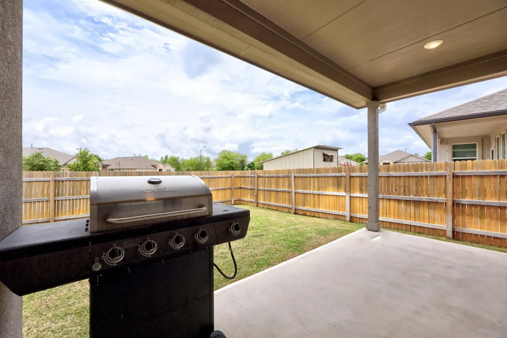 713 Iron Bridge Road Georgetown, TX 78626