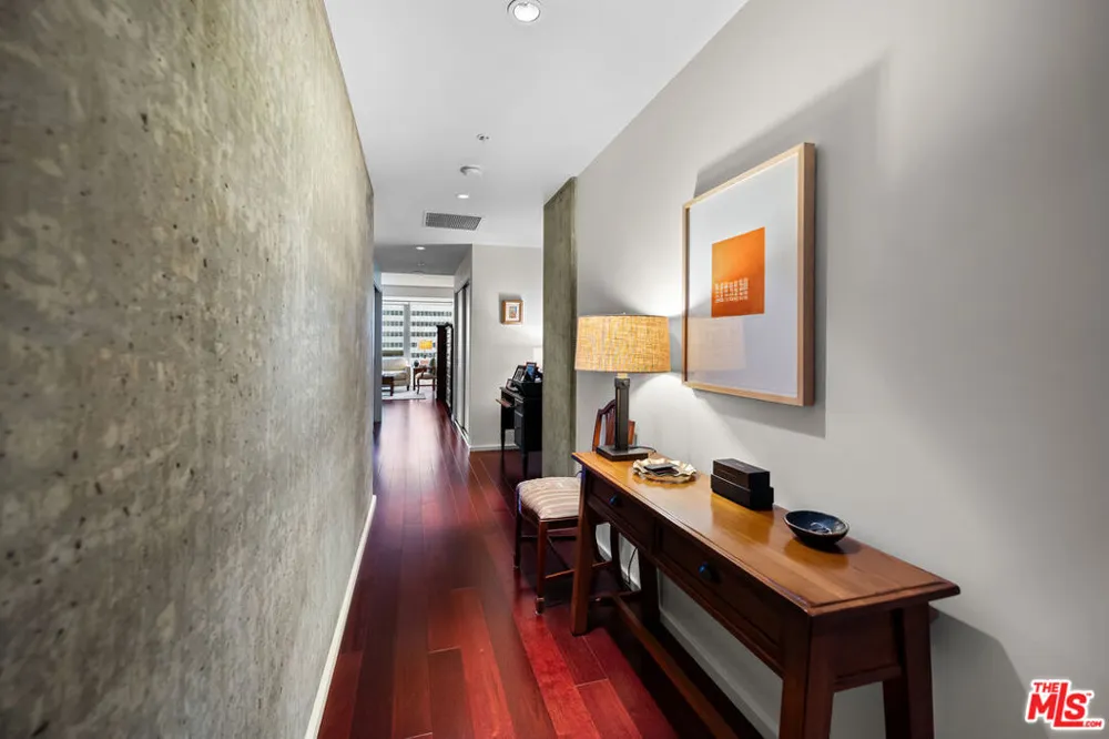 1155 S Grand Avenue #1111 Los Angeles, CA 90015