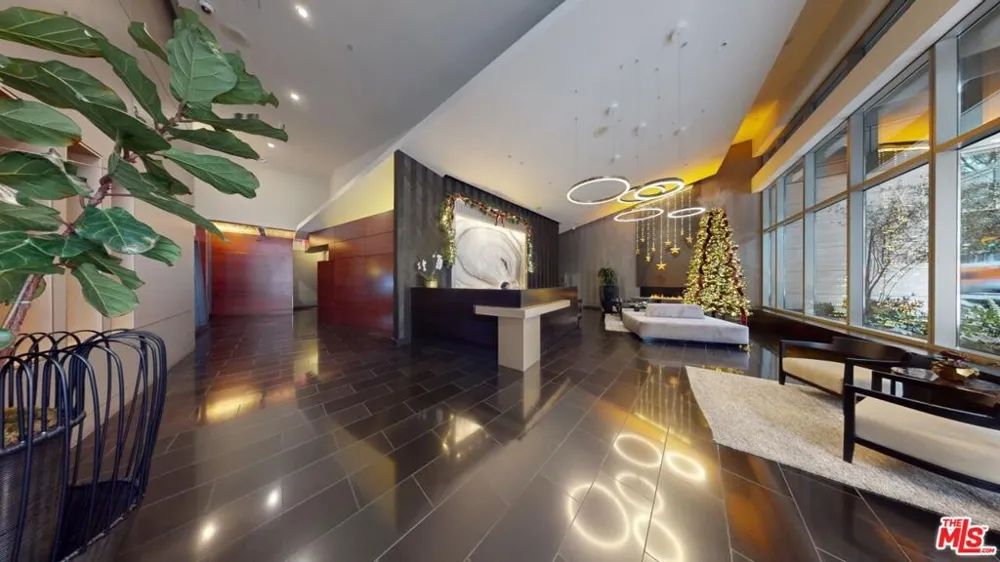 1155 S Grand Avenue #1111 Los Angeles, CA 90015