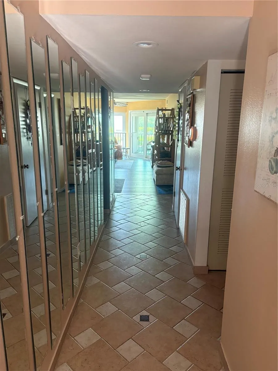 3705 E BAY DRIVE #103 Bradenton Beach, FL 34217