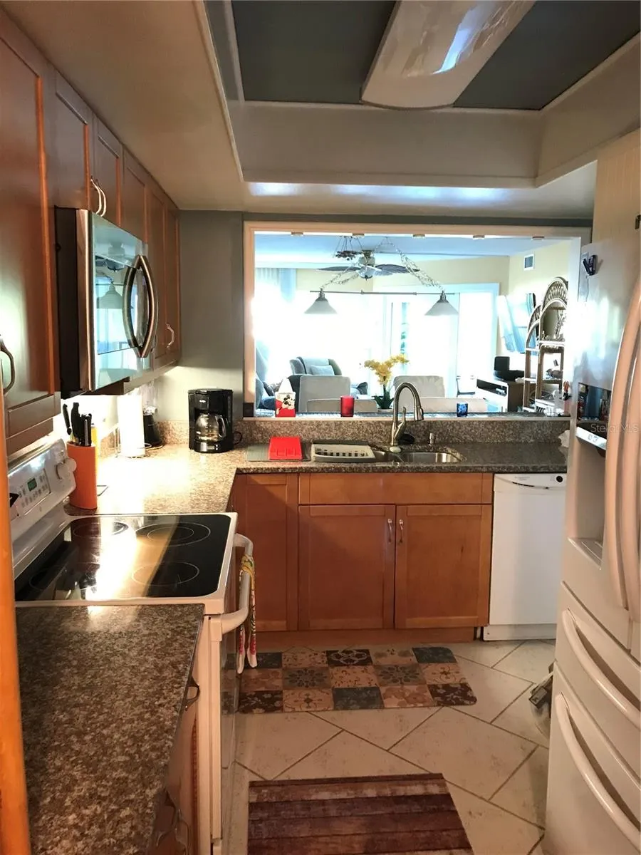 3705 E BAY DRIVE #103 Bradenton Beach, FL 34217