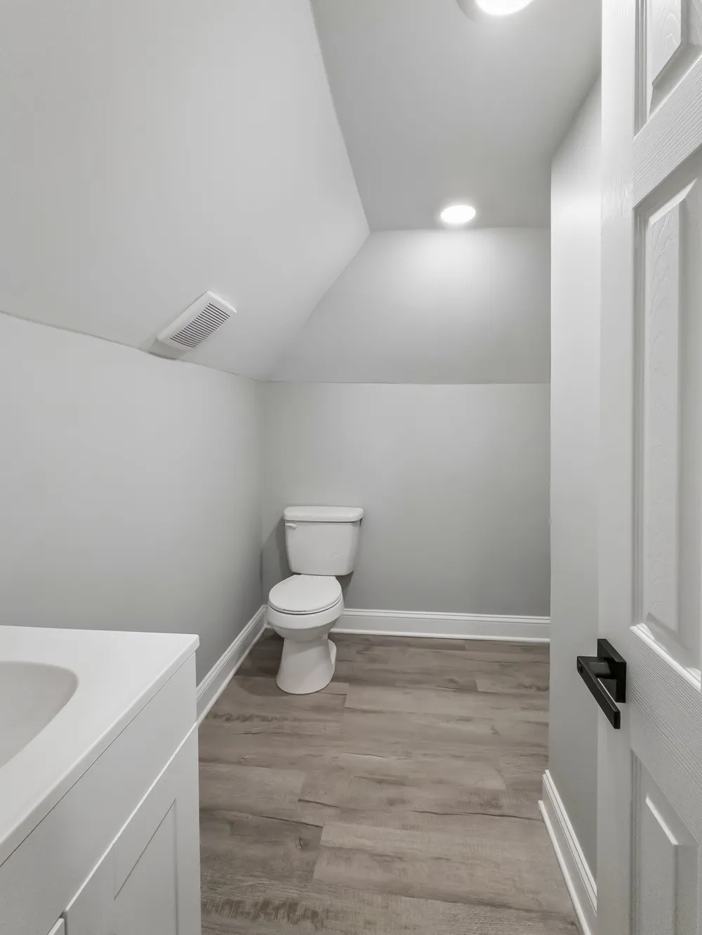 118 Nall Ave Centerville, TN 37033